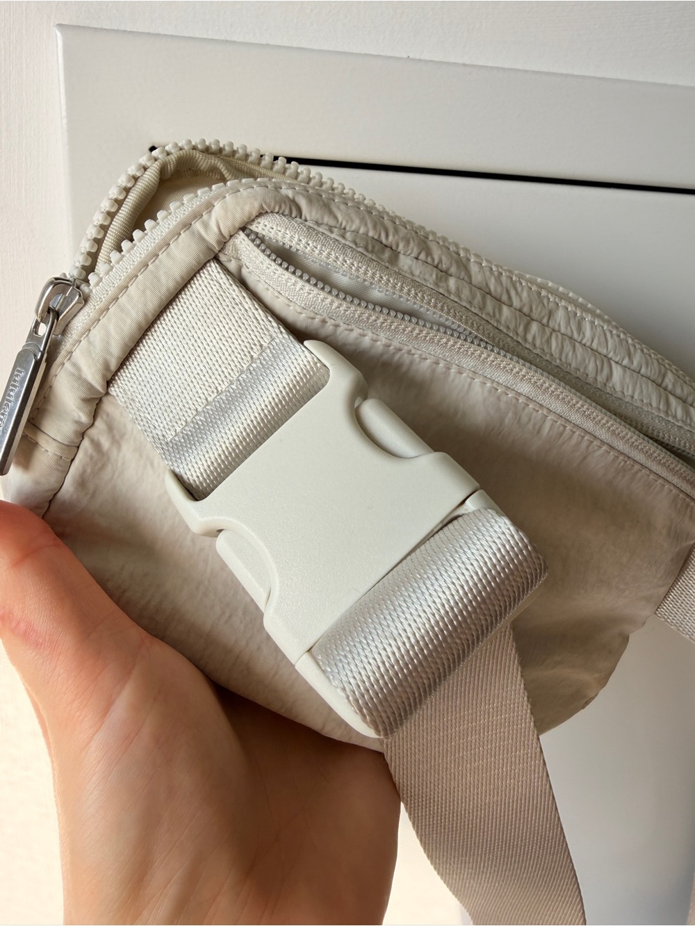 lululemon athletica Everywhere Belt Bag - Picture 6 of 7